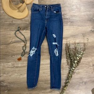 Levi Super Skinny Jeans